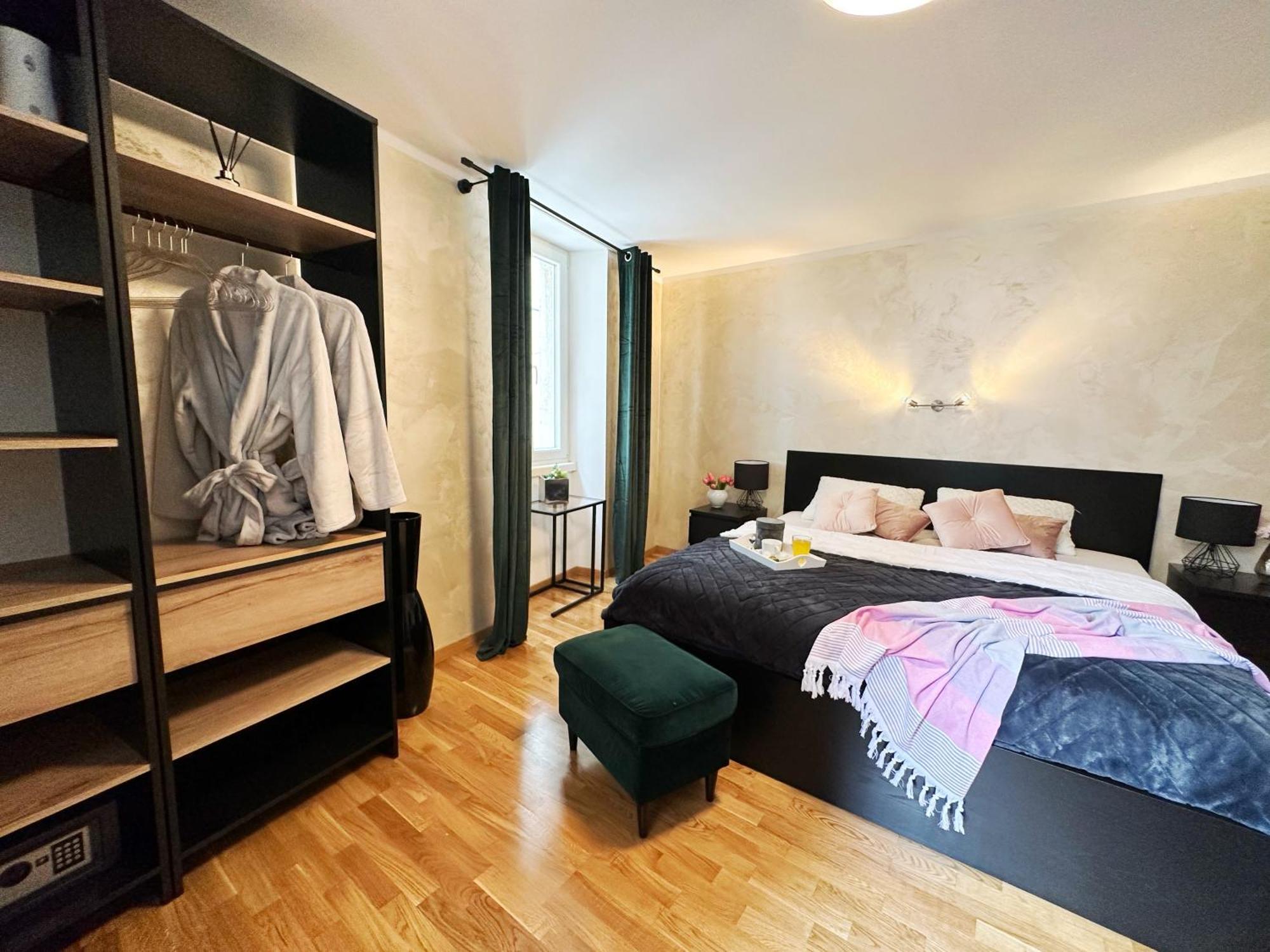 Romeo Apartments Rovigno Luaran gambar