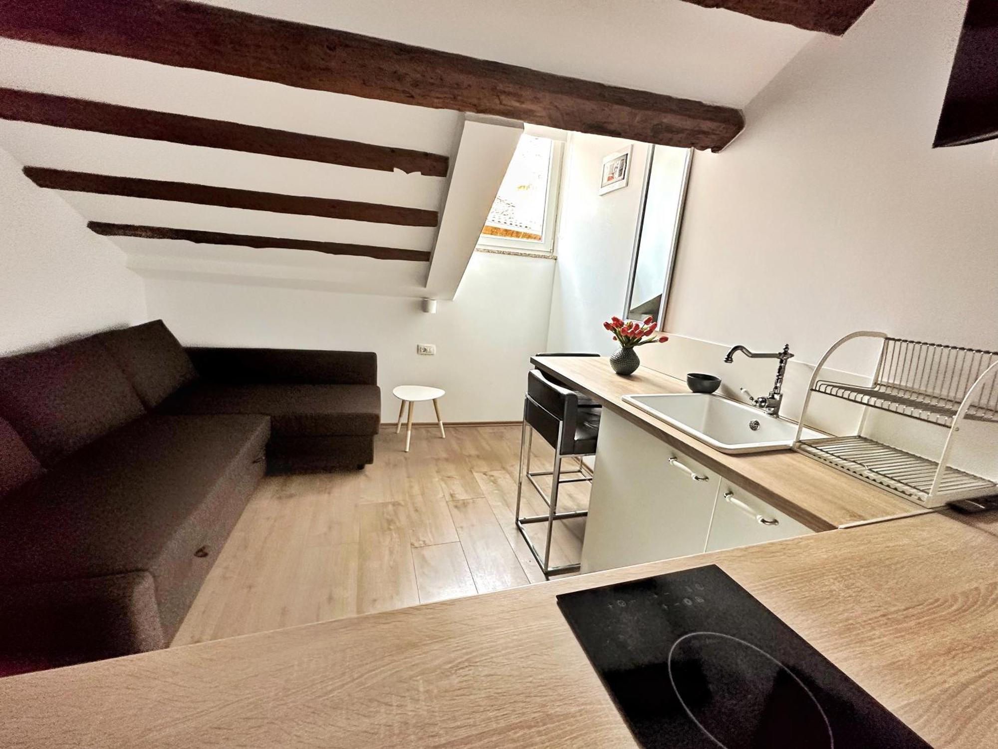 Romeo Apartments Rovigno Luaran gambar